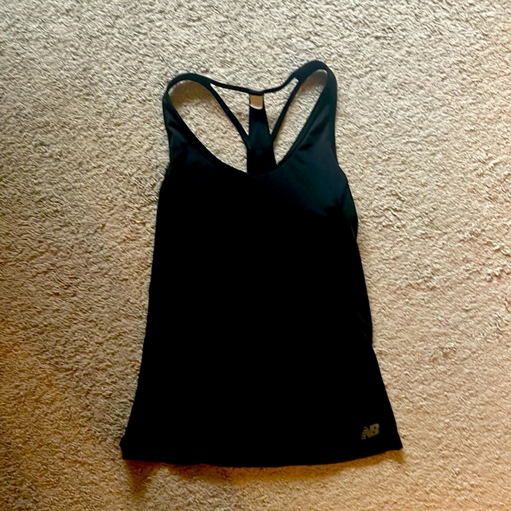 New balance running top
